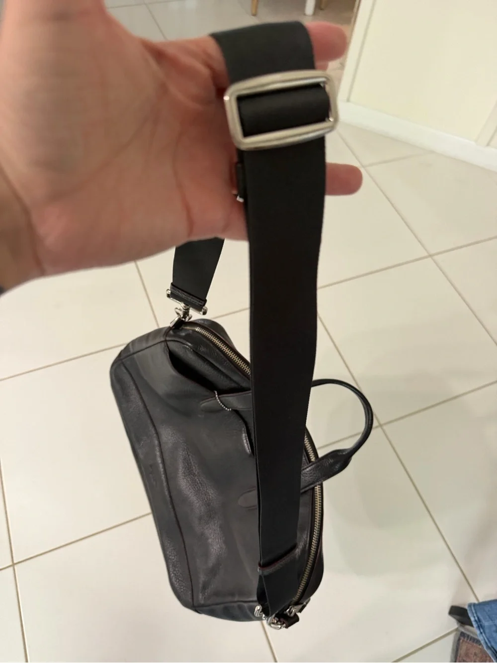 Coach Men's/unisex Hamilton Black Pebbled Leather Laptop Bag Crossbody